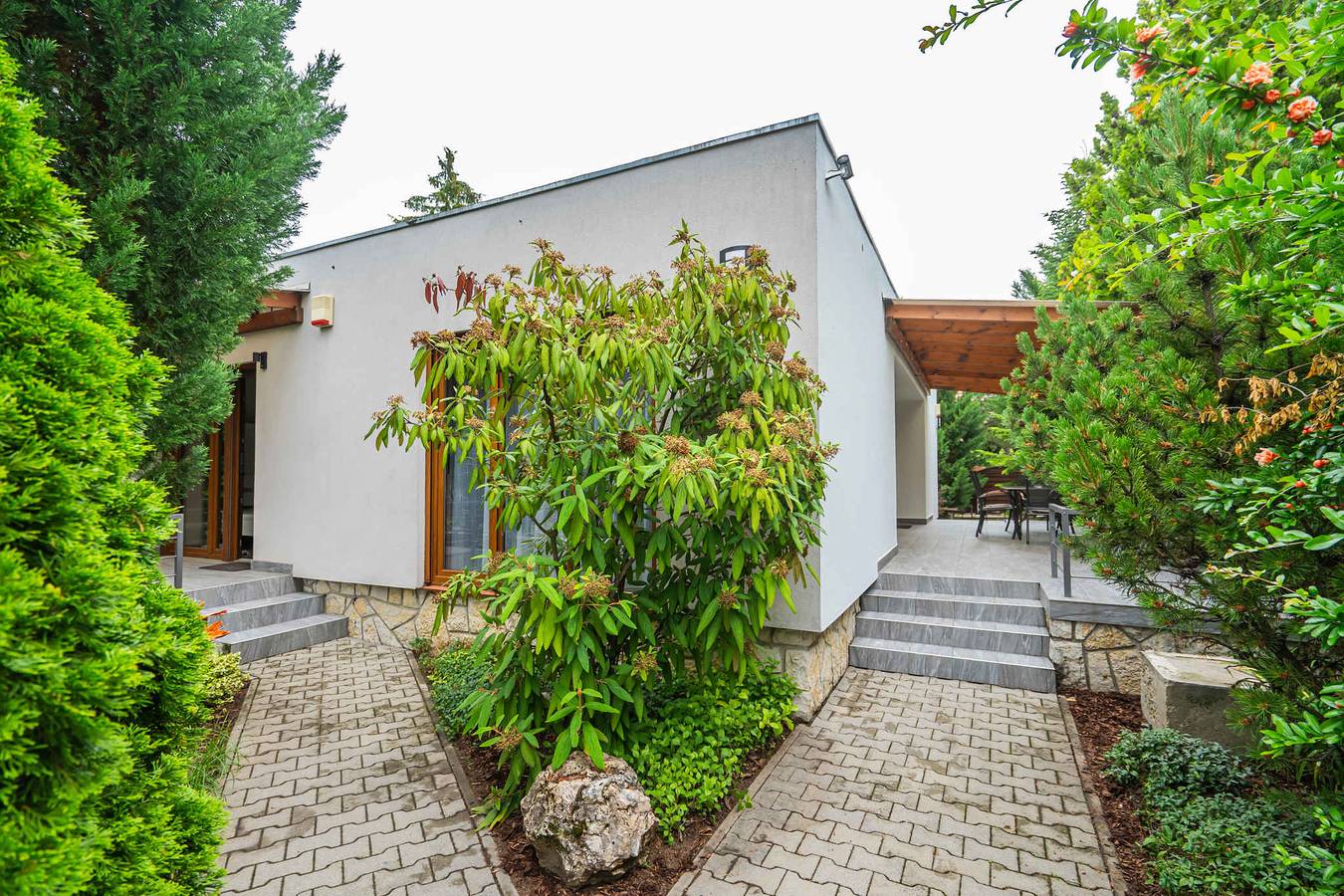 Geheel vakantieappartement, Vakantiewoning met airconditioning, op slechts 100 meter van het strand  in Siófok, Siófoki en omgeving