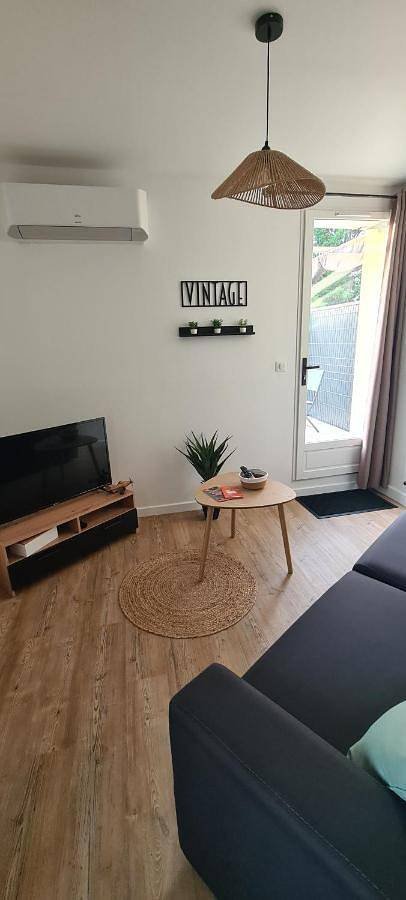 Appartement entier, Le petit Fronton - climatisé avec parking gratuit in Fronton, Haute-Garonne