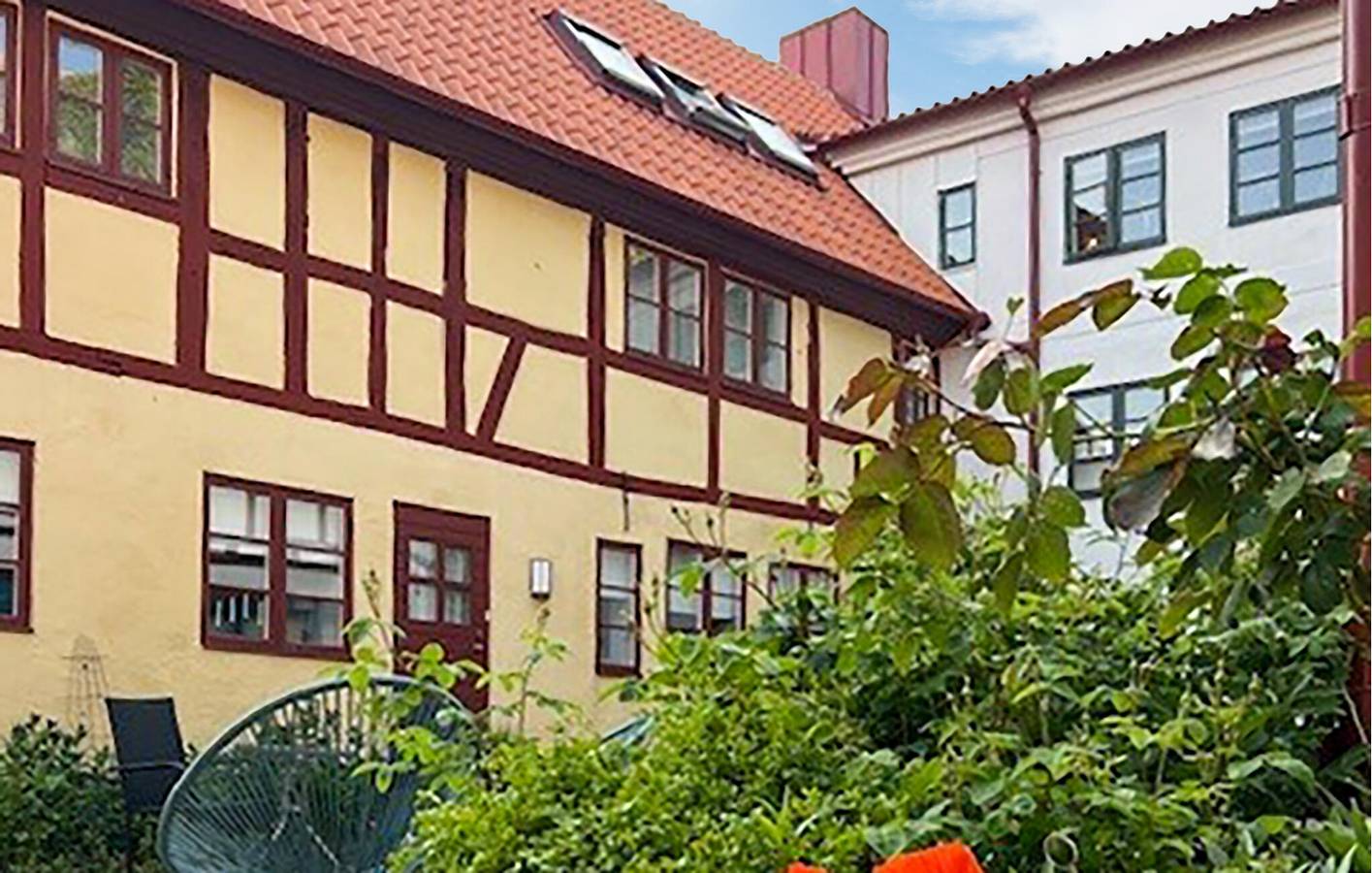 Hel ferielejlighed, Ferielejlighed for 6 personer med terrasse in Ystad, Svenske Østersøen