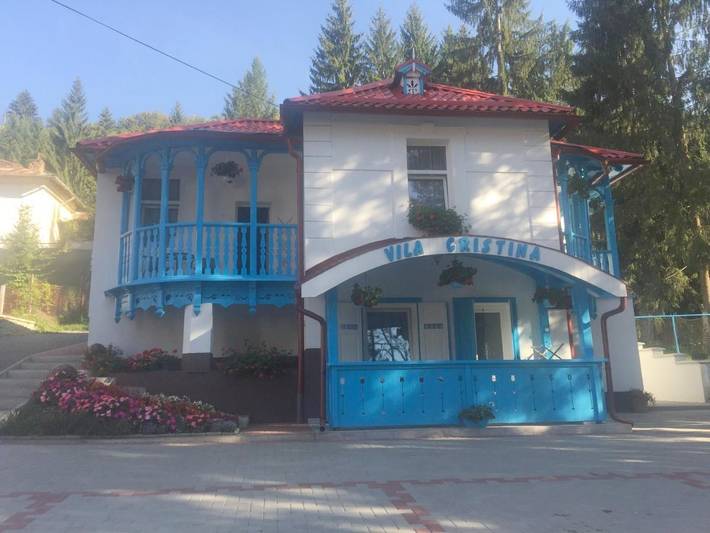 Maison d’hôte pour 5 personnes, avec Balcon et Terrasse ainsi que Jardin et Vue dans Mureș