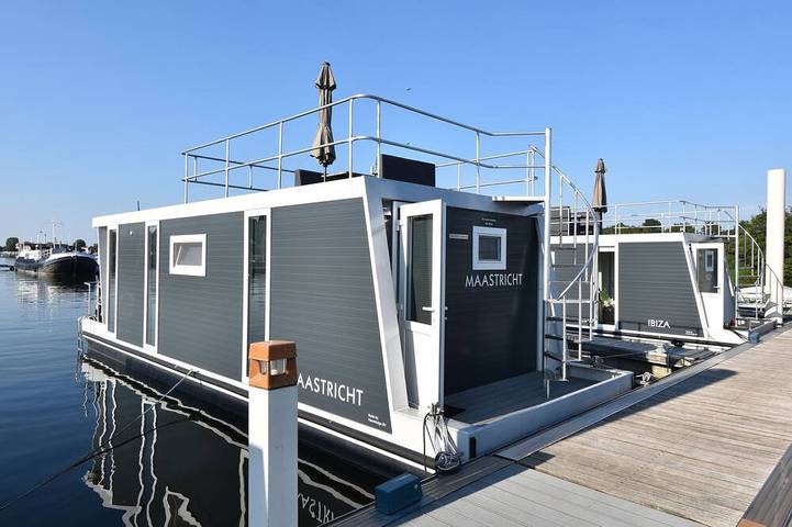 Hausboot für 4 Personen, mit Balkon und Garten in Maastricht