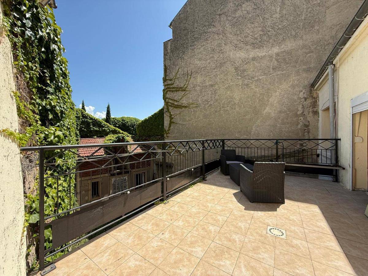 Face à la gare - Chambre 4 in Roanne, Région de Roanne