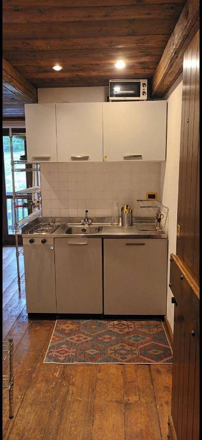 Gîte pour 4 personnes, avec terrasse et vue, animaux acceptés à La Thuile - 3