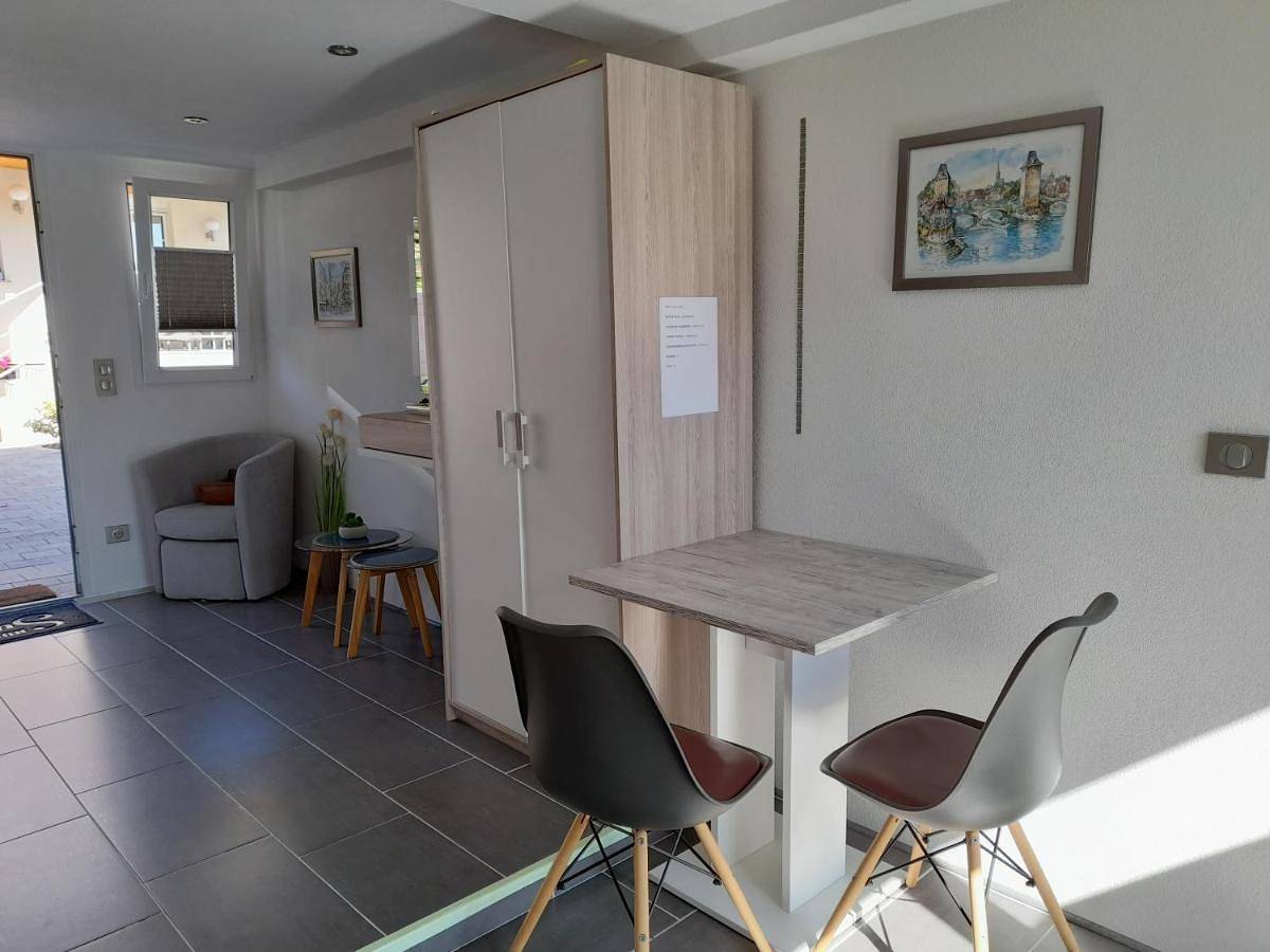 Appartement entier, Classic One-Bedroom Apartment with King Bed in Mertzwiller, Nord de l'Alsace