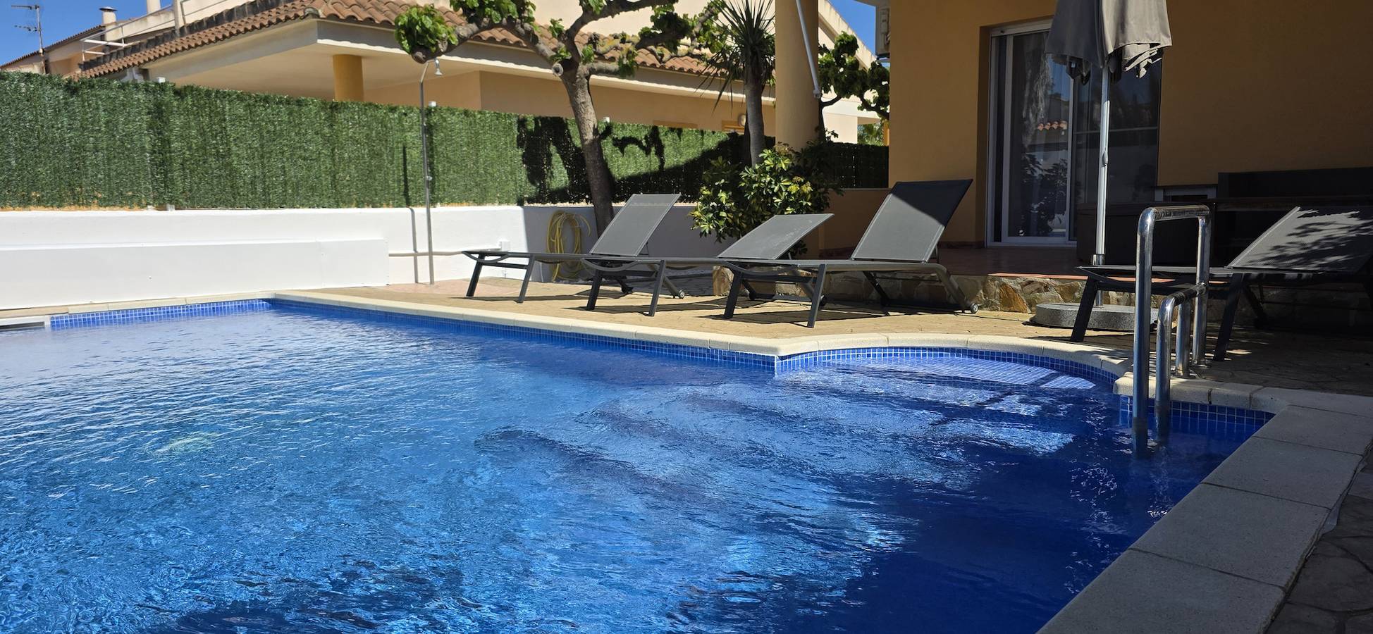"Gecko“@Marisol: 250m zum Strand, Privat-Pool, A/C, Wifi, Hundestrand in Riumar, Delta de l'Ebre
