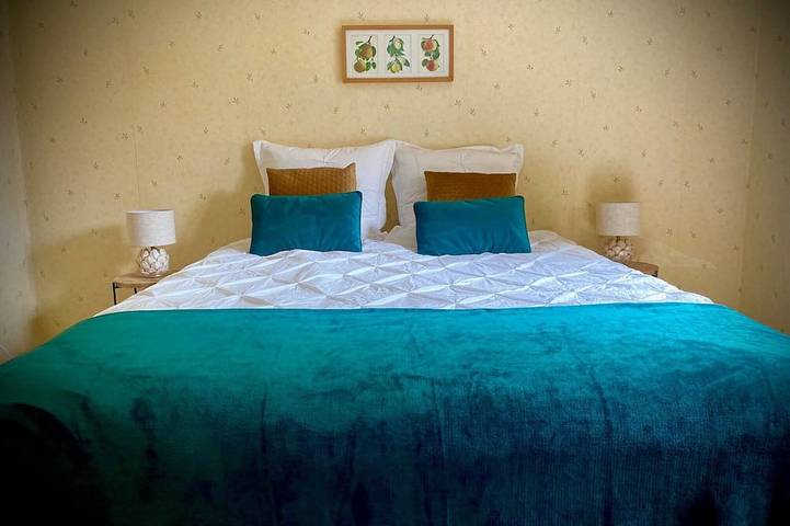 Location de vacances pour 6 personnes, avec terrasse et jacuzzi ainsi que jardin et piscine à Dégagnac - 2