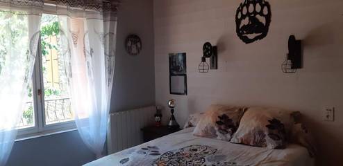 Gîte pour 10 personnes dans Quérigut