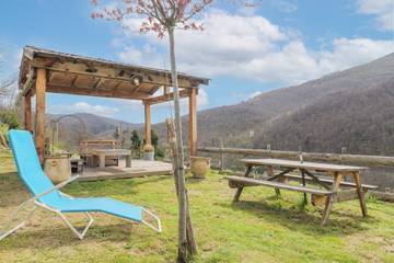 Chambre D’hôte pour 2 Personnes dans Saint-Pierre-de-Colombier, Parc naturel régional des Monts d'Ardèche, Photo 2