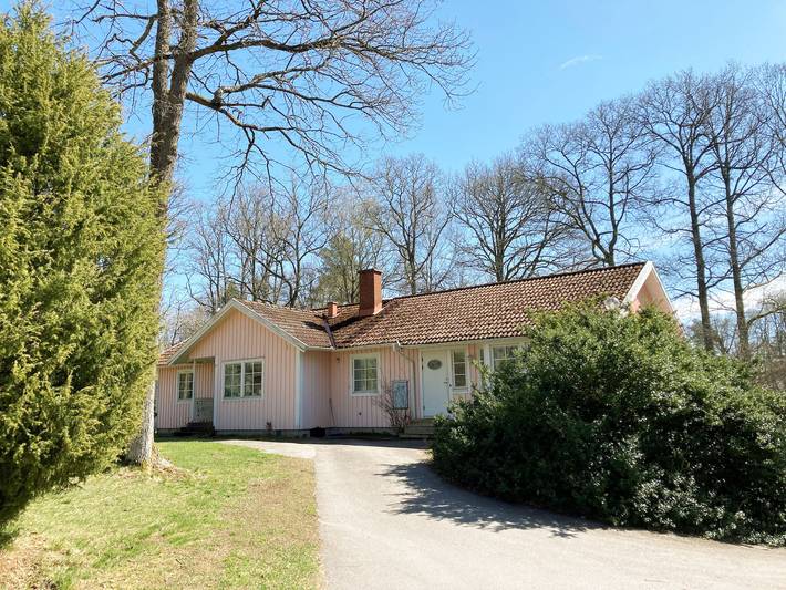 Ferienhaus für 8 Personen, mit Balkon und Terrasse sowie Garten und Seeblick in Smaland - 2