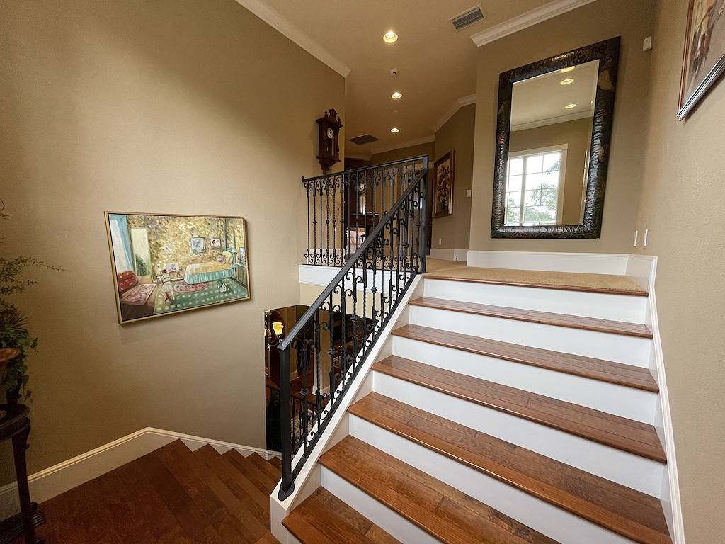 Vacation Pool home steps to beach. Let us help you with all your vacation plans! in Naples (FL), Southwest Florida