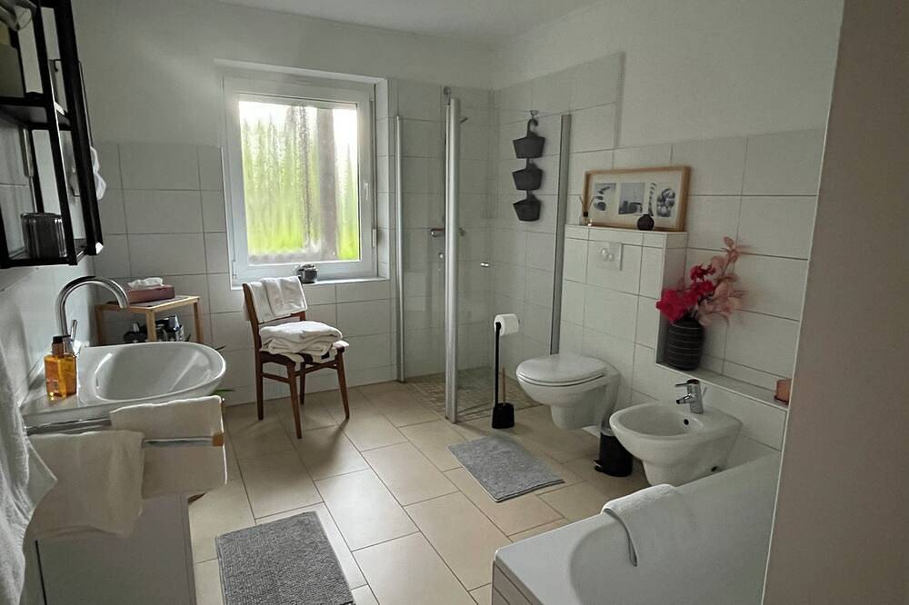 Ganze Wohnung, Gemütliche Ferienwohnung im Grünen „Lavendel & Co“ in Oldenburg, Naturpark Wildeshauser Geest