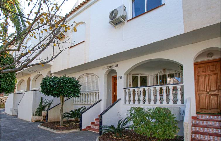 Location de vacances pour 5 personnes, avec piscine et terrasse à Gran Alacant - 2