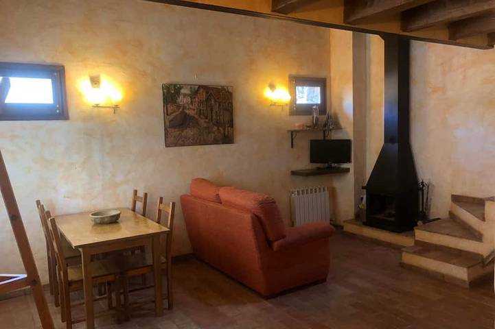Casa de vacaciones para 2 personas, con jardín, Se admiten mascotas en Tavertet