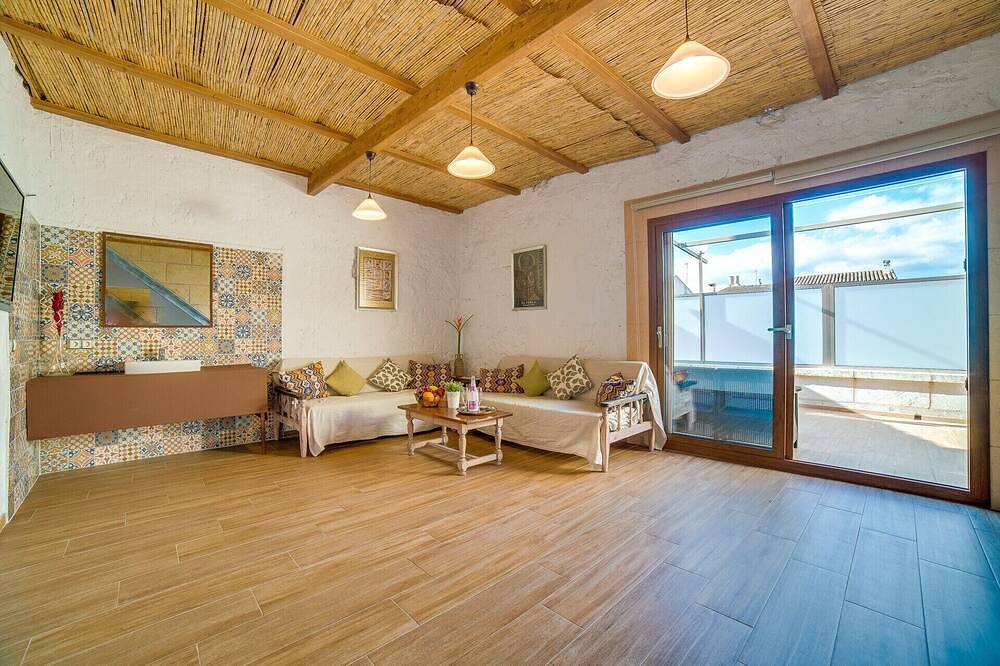 Rustic house Cal Tio with pool in Mallorca in Sa Pobla, North Majorca