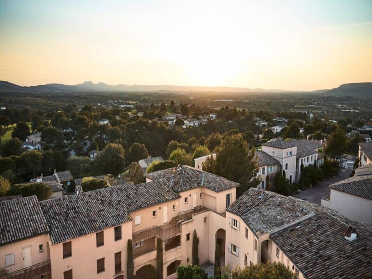 Apartamento entero, Apartamento en Pont Royal con parque acuático in Mallemort, Region de Arles