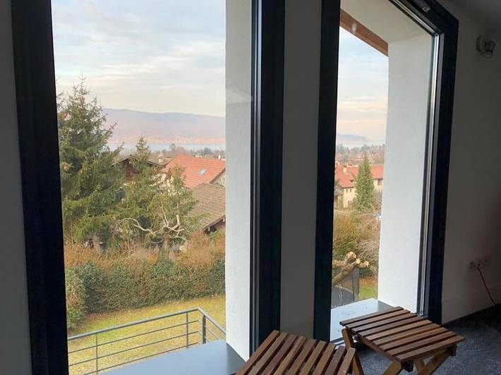 Villa pour 6 personnes, avec terrasse ainsi que jardin et vue sur le Lac d'Annecy - 4