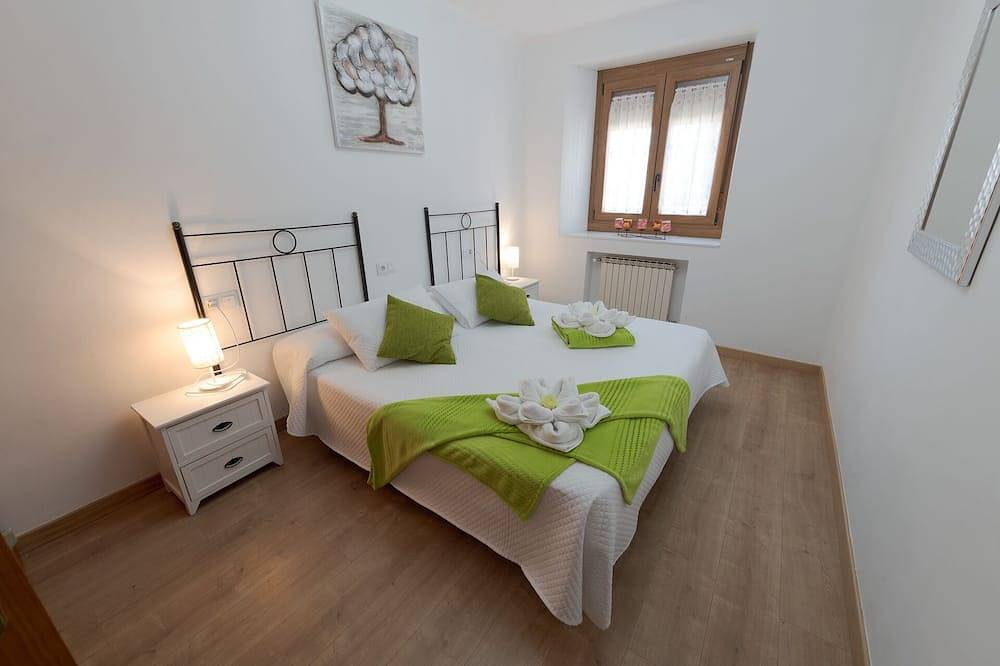 Cottage Casa-Murgui per 11 persone. in Amescoa Baja, Montagne Cantabriche