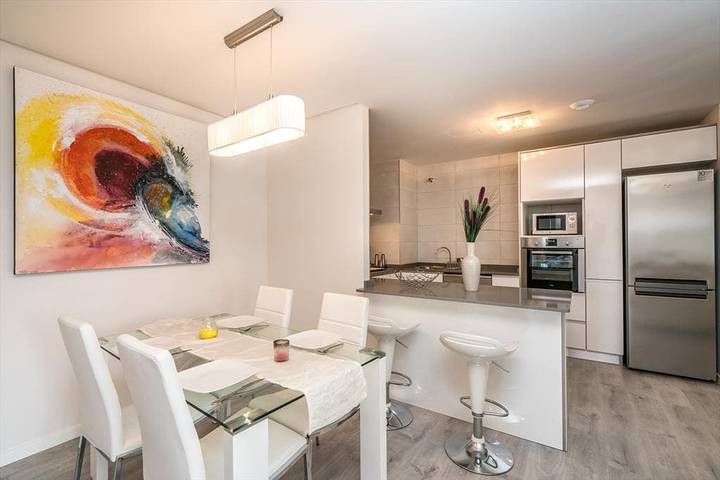 Ferienwohnung für 4 Personen, mit Terrasse und Pool