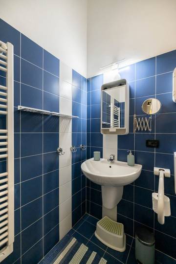 Appartamento per 6 Persone in Torino, Via Francigena, Foto 1