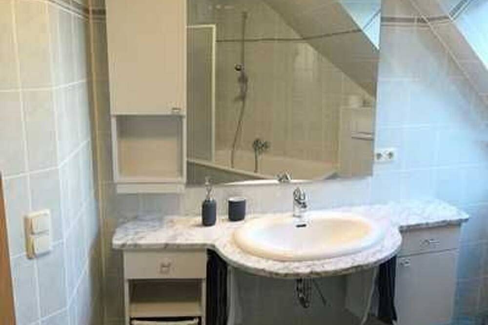 Ganze Wohnung, Ferienwohnung Alte Räucherei Dh-60114 - Ferienwohnung Alte Räucherei Dh - 60114 in Lubmin, Vorpommern