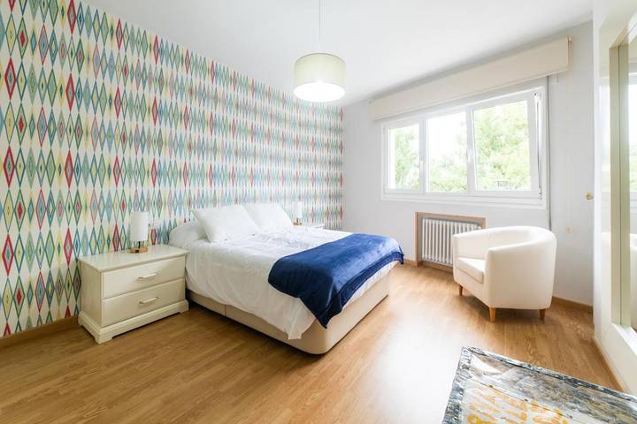 Apartamento de vacaciones para 7 personas, con vistas además de vistas al lago y terraza, Se admiten mascotas - 1