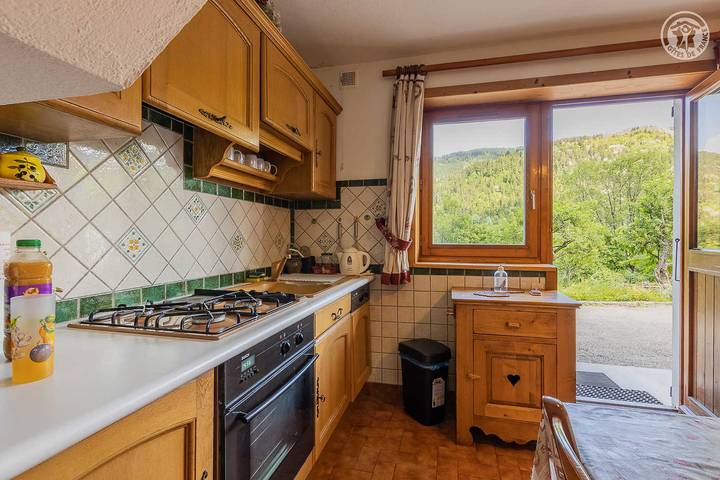 Gîte pour 4 personnes, avec jardin dans Les Trois Vallées - 4