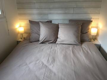 Gîte pour 4 personnes, avec terrasse à Lhommaizé