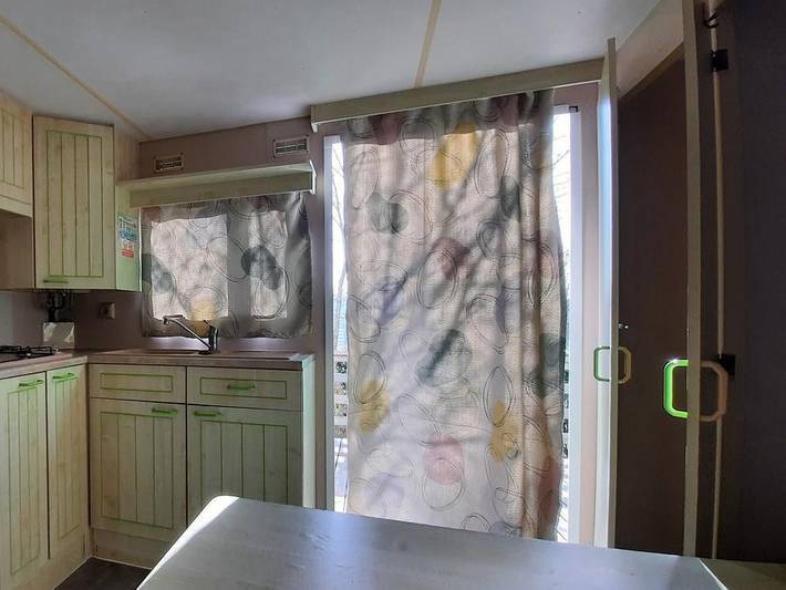 Camping pour 4 personnes, avec bassin pour enfant dans le Lot - 4