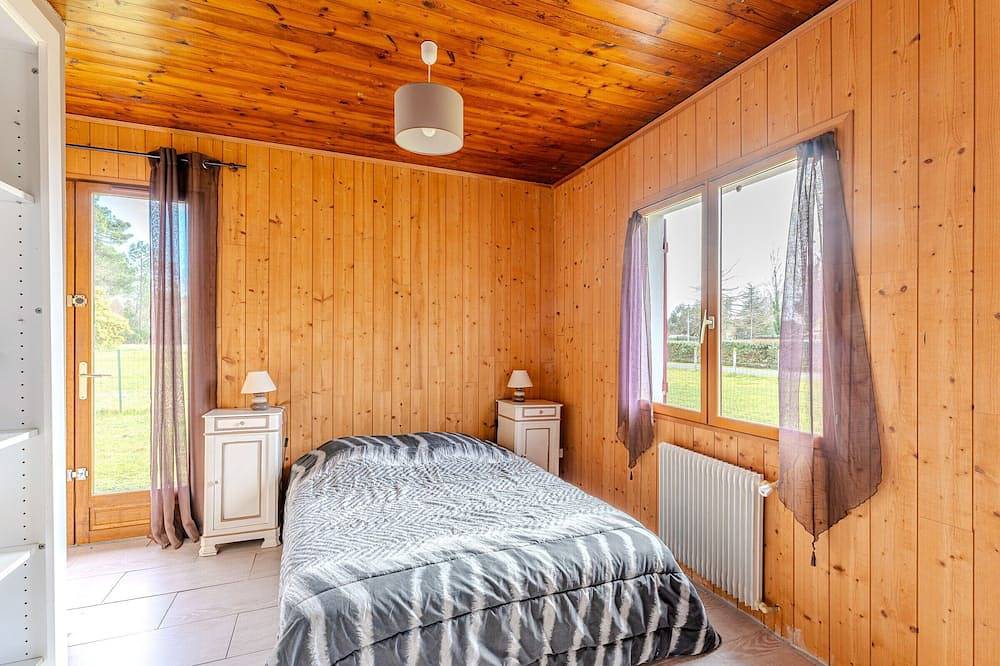 Spacious Landaise House for 6/7 People, 500m from Lake in Sanguinet, Côte d’Argent