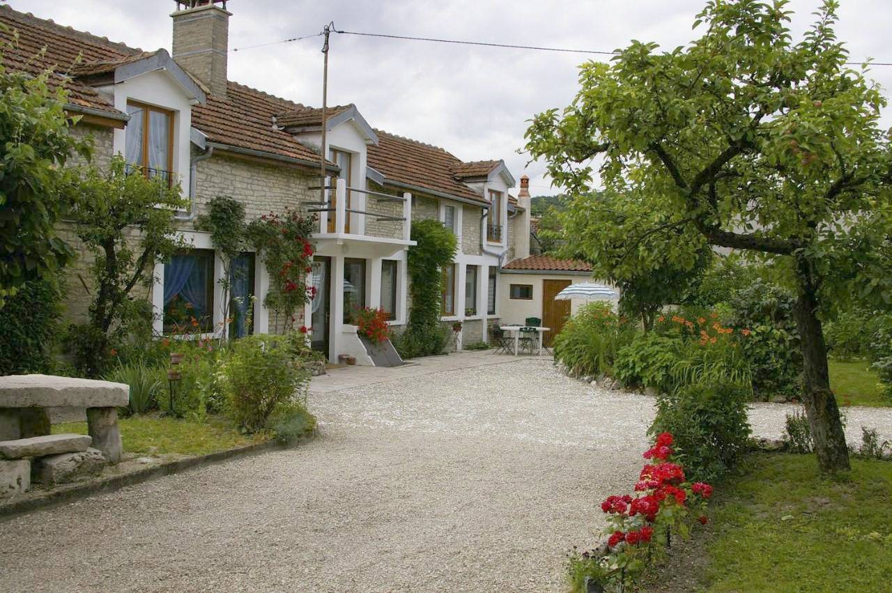 Double Room in Longchamp-sur-Aujon, Aube