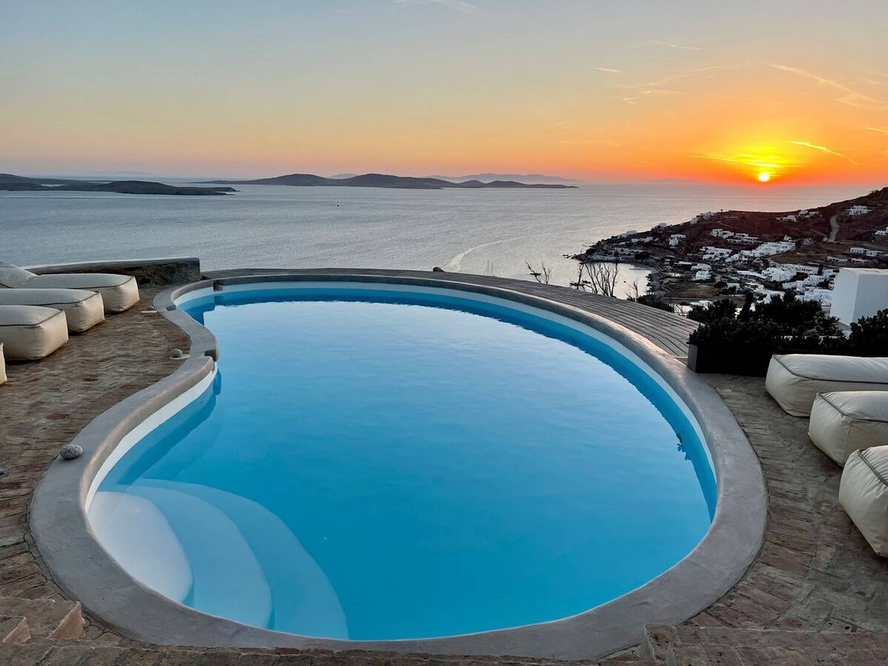 Villa for 12 Guests in Mykonos, Cyclades
