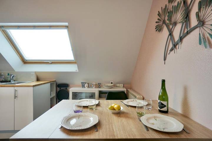 Gîte pour 4 personnes, avec balcon dans Plage du Pérello - 3