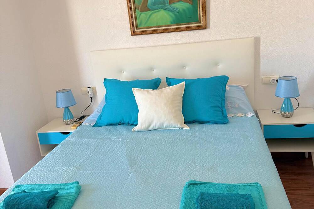 Apartamento entero, Relax bajo las palmeras in San Juan Playa (Alicante), Costa Blanca