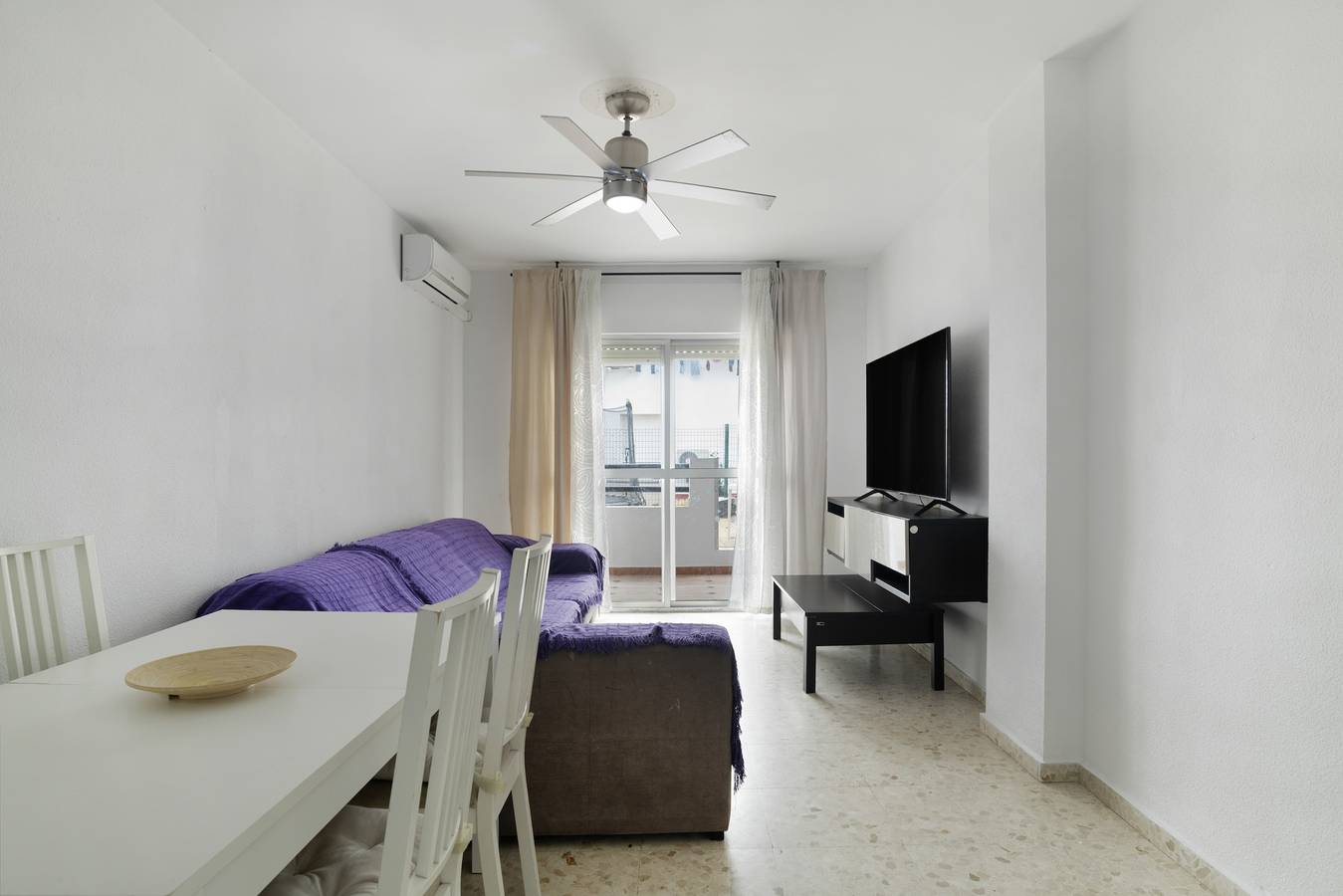 Ferienhaus 'Casa En El Centro De Barbate' mit privater Terrasse, Wi-Fi und Klimaanlage in Playa Barbate, Barbate