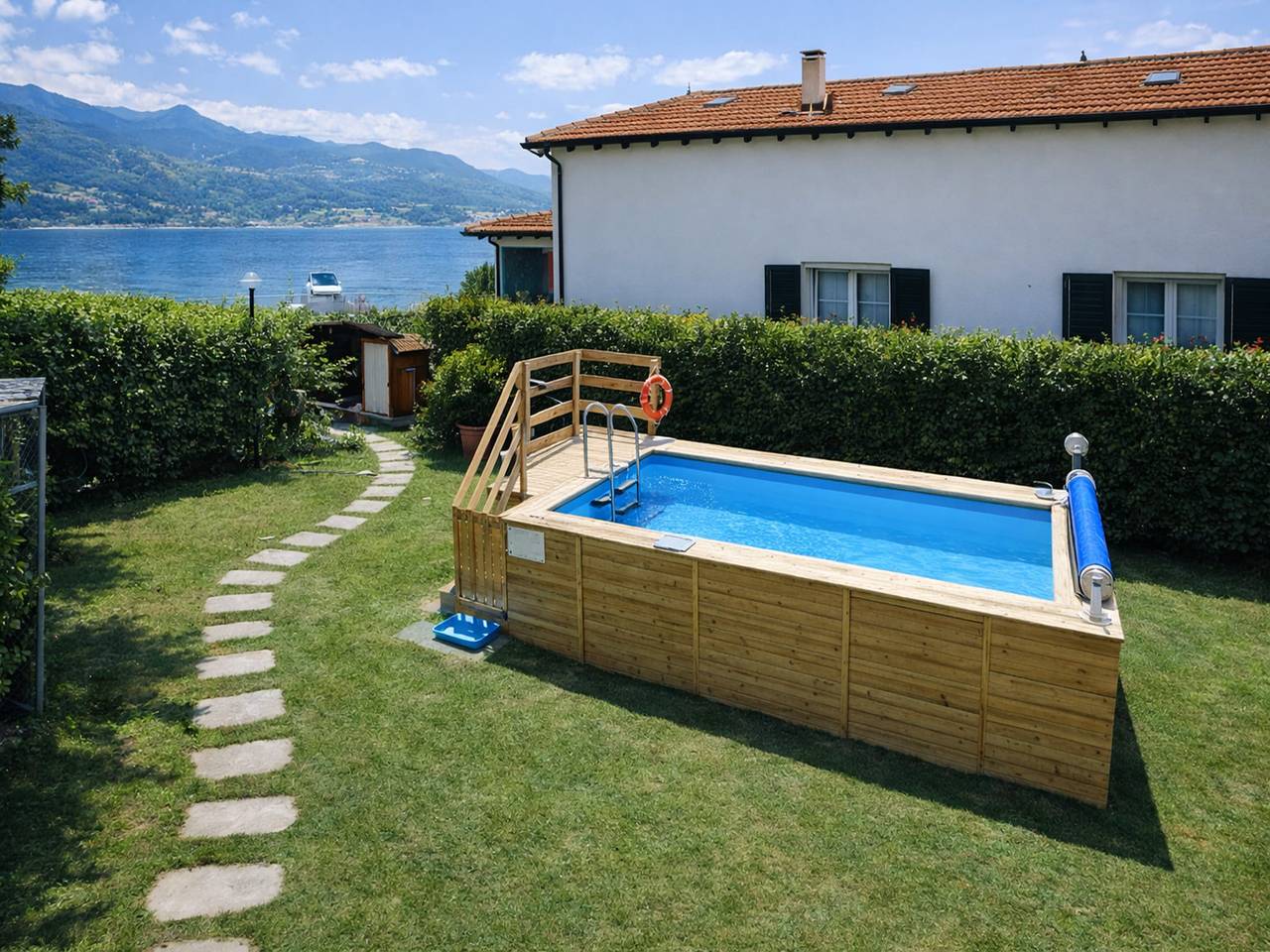 Ferienhaus in Porto Valtravaglia für 8 Personen in Porto Valtravaglia, Lago Maggiore (Lombardei)