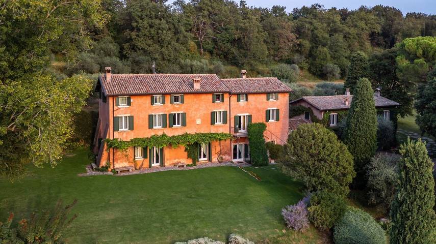 Villa für 12 Personen, mit Garten und Pool sowie Seeblick in Bardolino
