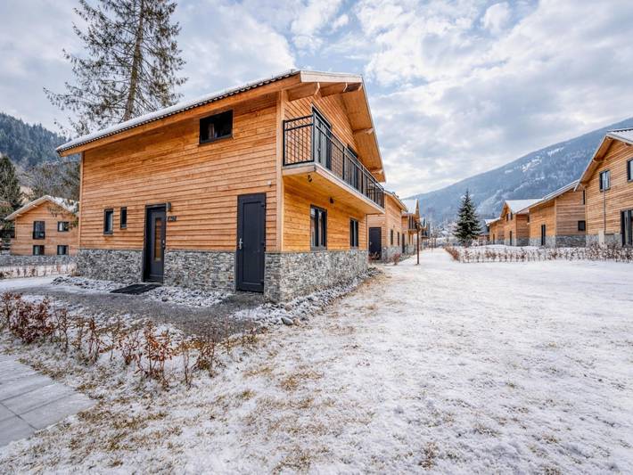 Ferienhaus für 8 Personen, mit Balkon und Terrasse sowie Garten und Sauna