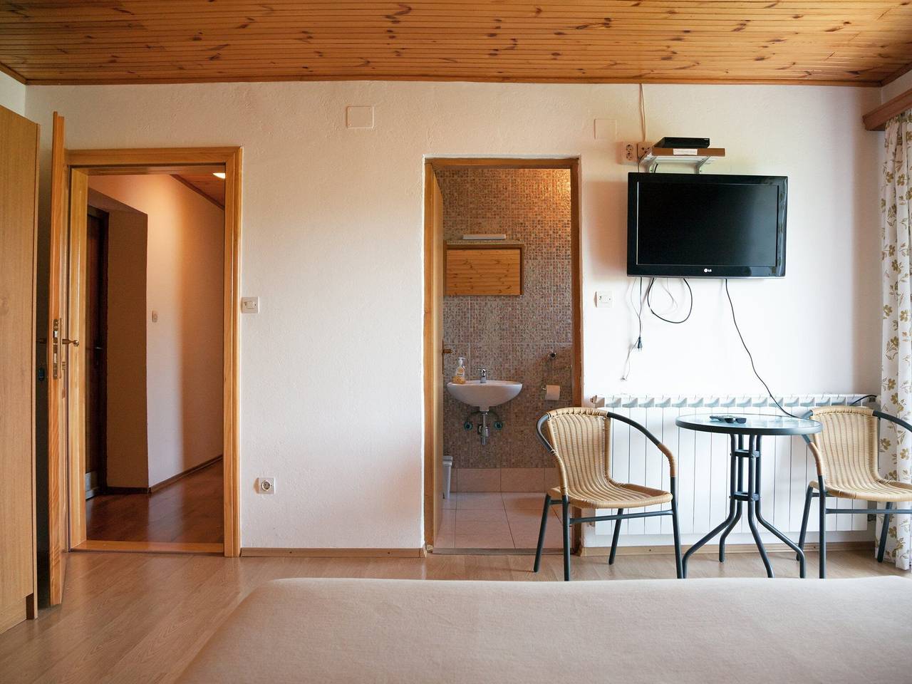 Cijeli apartman, Guesthouse Žafran- Room With Landscape View in Smoljanac, Ličko-senjska županija