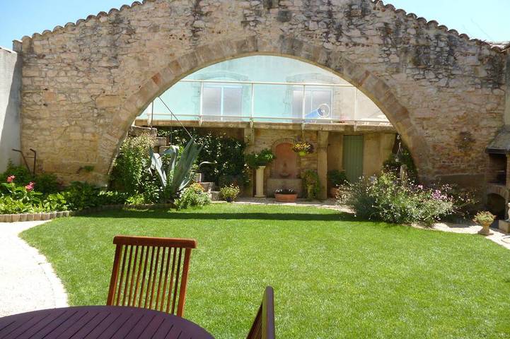 Location de vacances pour 6 personnes, avec Terrasse et Jardin à Bouillargues