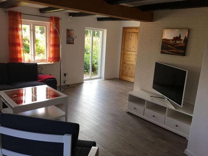 Ferienhaus für 4 Personen, mit Terrasse und Garten