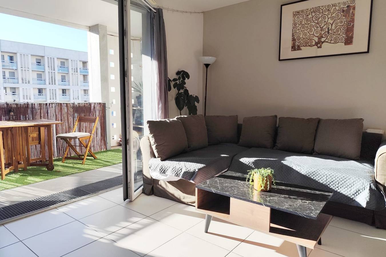 Appartement entier, Appartement avec balcon proche de la Gare St Jean in Bordeaux, Région de Bordeaux