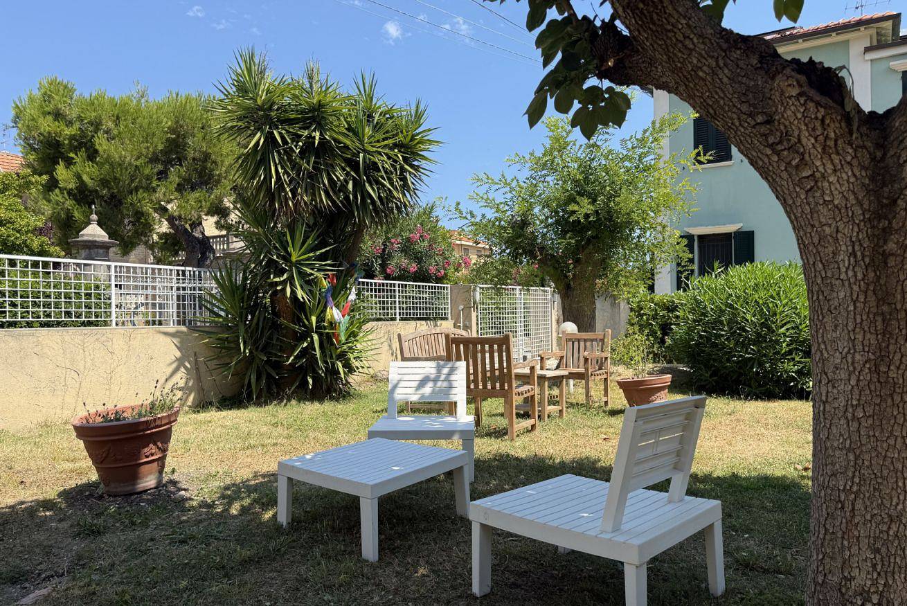 Appartamento intero, Se296 – Senigallia, quadrilocale con wifi a due passi dal mare in Bagni 30 Club Tre C, Senigallia (comune)