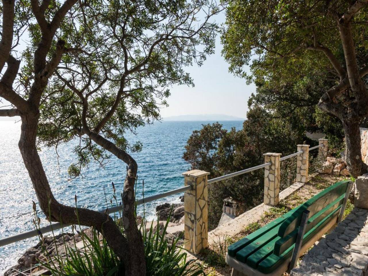 Holiday Home Jasminka - Three Bedroom Holiday Home with Terrace and Sea View in Potomje, Dubrovnik-Neretva