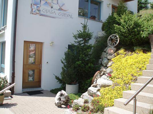 Ganze Ferienwohnung, Ferienwohnung Chasa Surval - Ferienwohnung, 45m2 für max. 2 Personen in Scuol, Unterengadin