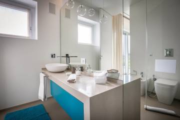 Exklusive Villa Agave mit See- & Bergblick, Pool, Whirlpool und Sauna
