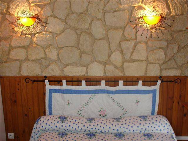 Appartement de vacances pour 6 personnes, avec jardin et piscine, animaux acceptés