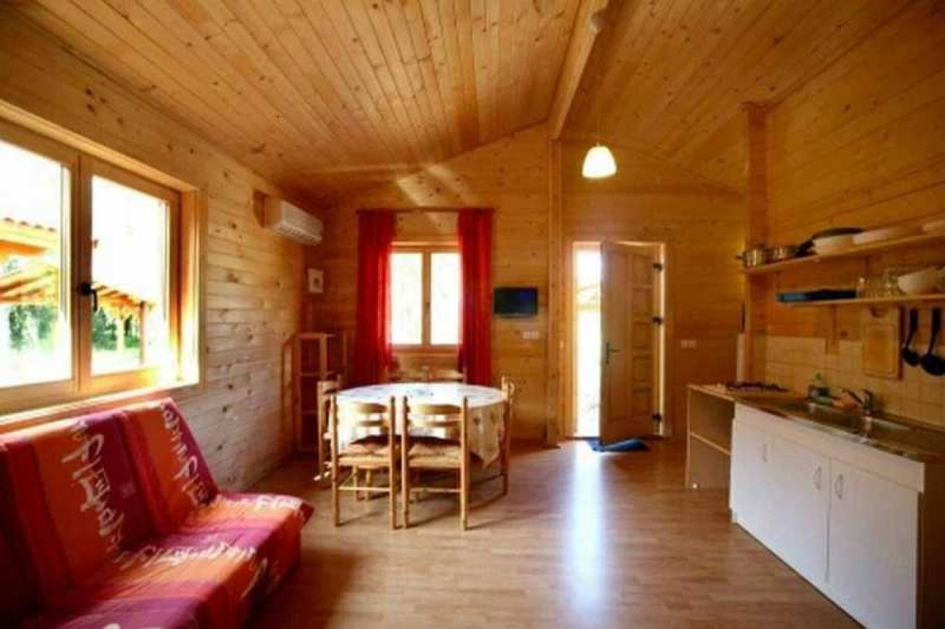 Zecamping 3 étoiles animaux acceptés piscine et aire de jeux in Porto-Vecchio, Arrondissement de Sartène