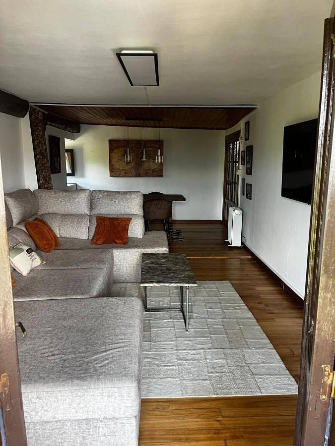 Casa de vacaciones para 11 personas, con balcón y vistas - 1