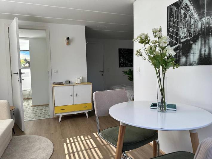 Chambre d’hôte pour 2 personnes, avec jardin et piscine