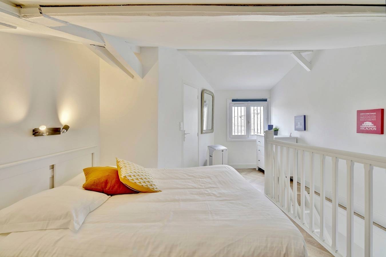 Entire apartment, Sweet Melody - Beau Duplex - Quartier Saint Pierre in Bordeaux, Bordeaux region